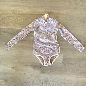 Acacia honey ehukai in Lily size small.